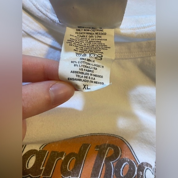 Vintage Authentic Hard Rock Cropped T-Shirt - Picture 5 of 8